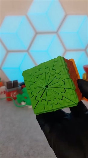 Love Minecraft? Turn it into a satisfying 3D printed fidget! 🌱✨