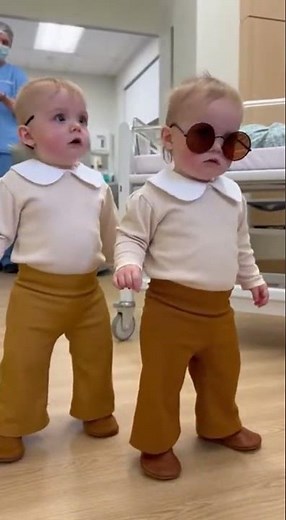 “WHO IS THIS!! 😳🍼 Baby Dance Glitch in Hospital”