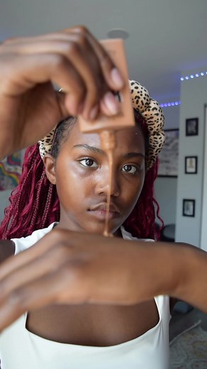 Rihanna’s Early 2000s Makeup Tutorial