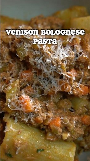 Venison Bolognese Rigatoni Pasta | #wildgame cooking #venison