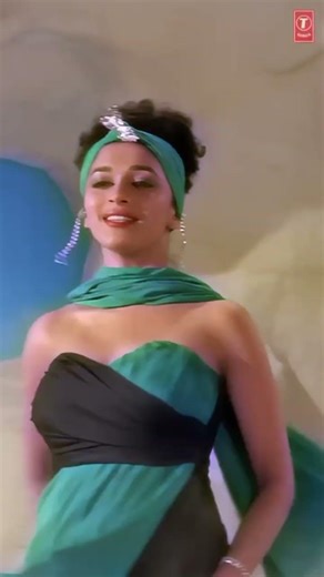 Hum Pyar Karne Wale #uditnarayansongs #amirkhan #anuradhapaudwal #madhuridikshit #dhurandhar2