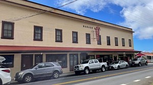 Nonprofit in process of acquiring historic Manago Hotel to remodel into workforce housing | Big Island Now