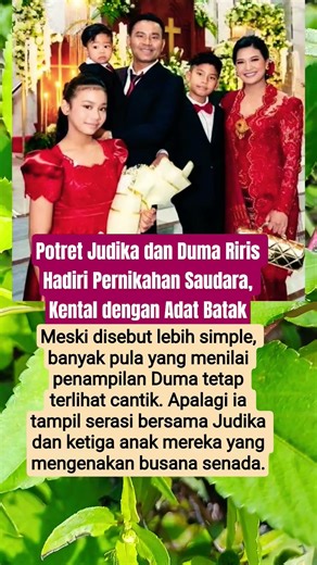 Potret Judika dan Duma Riris Hadiri Pernikahan Saudara, Kental dengan Adat Batak