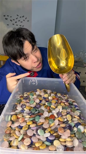 Zaiencrystal on Instagram: "Seeds confetti for Gloria, Emma and Tammy💗 thank u sssssm for ur support!! #crystalshop #crystalwholesaler #crystalseeds #crystalconfetti #crystalorderpacking"