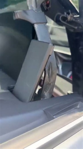 Installation Video for Mercedes-Benz SLK/SLC Convertible Top/Roof Mechanism