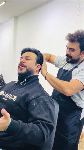 حلاقة مميزة مع الشيخ علاء المهدوي