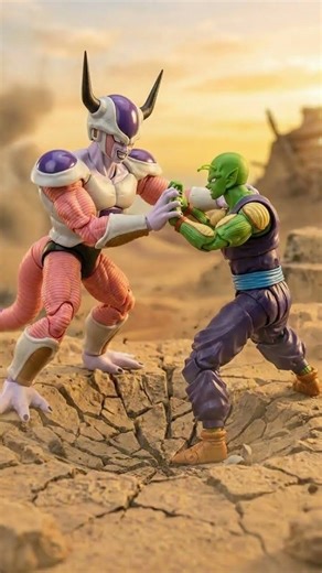 Dragon Ball Z E26 - PICCOLO ARRIVES! Super Namekian vs. Frieza 2nd Form