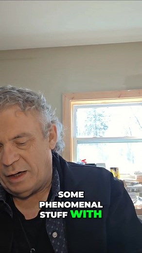 Did you know Mother Nature creates stones that look like flowers? Every color imaginable, formed into something stunning. Check out this lavender amethyst – it’s unreal! #NatureIsAmazing #StoneFlowers #Amethyst #Geology #MineralBeauty | Metaphestival