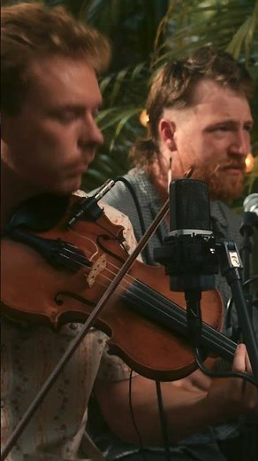 Susto Stringband Stuns Crowd with Seminole Wind