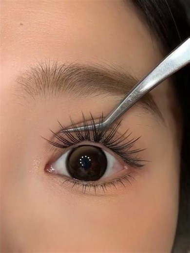 Natural Airbrush False Eyelashes - Feel the Lightness with Suita