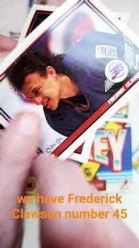 What's inside a 1991-92 hockey pack after 3 decades #vintage #cardpulls #hockey