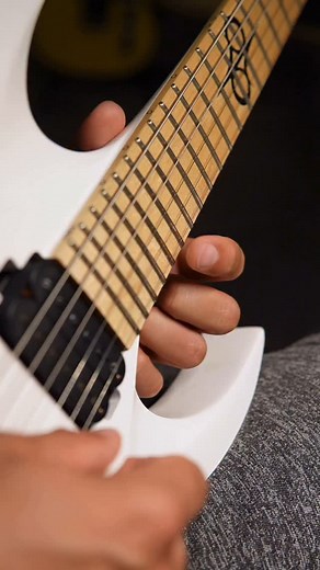 Classic Santana lick! KristoferDahl.com 🔥 #santana #guitarist #leadguitar #guitarlicks | GMC Guitar Lessons