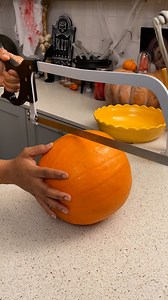 5.1K views · 11 reactions | Pecan Pumpkin Pie! The perfect dessert for Thanksgiving 不 | Chefclub Network | Facebook