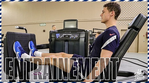 775K views · 10K reactions | Ce matin, c'était séance de renforcement musculaire du haut et du bas du corps pour les Bleus  #FiersdetreBleus | Équipe de France de Football | Facebook