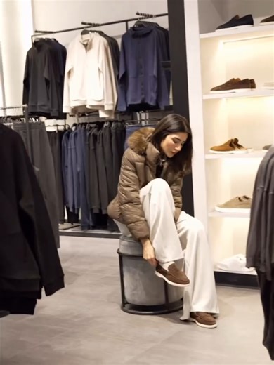 We’re now open at Packages Mall! KIJI has a new store, and Rija Mujahid stopped by to explore and shop our latest pieces. See you in-store 🤍 #KIJI#KIJIStore#PackagesMall#NowOpen#StoreOpening#ShopKIJI#KIJILifestyle