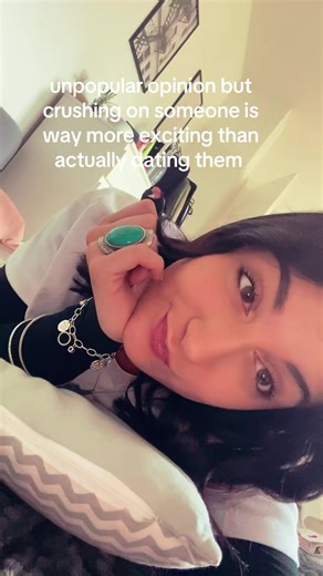 it’s the butterflies ;) #crushing #repostsforyou #crush #dating #datinglife