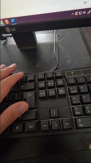 Encender luz de un teclado gamer sin la tecla FN #teclado #windows #keyboard