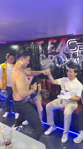 Dumating si Elias sa Bachelors party 😂 | Simon Javier