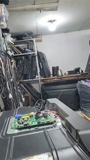 Reparación de Televisor TCL 32 Pulgadas: Cambio de LED