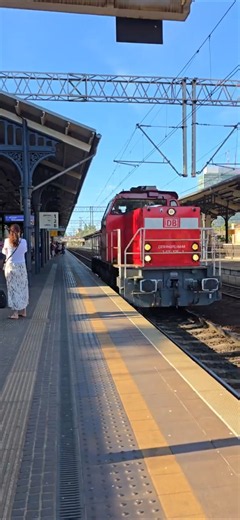 DB Cargo Polska diesel locomotive DE6400PL-6444 passes light engine through Gdansk. June 2026