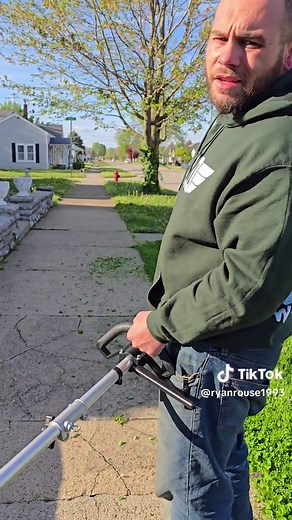 Gas Powered String Trimmer Review and Demo