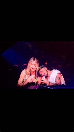 🚨 COUNT ON YOU feat. Katelyn Tarver ¡Nuestra colaboración soñada se hizo realidad en esta gira! Nos tomó 15 años pero finalmente pudimos ver a Big Time Rush & Katelyn uniendo sus voces y compartiendo escenario, y a Kendall y Jo continuando su historia de amor Vídeos de makenzieblumenshine, kkoganschmiderson en tiktok; y4kiudon en Instagram #BTRWorldWideTour | Mi mundo = BTR