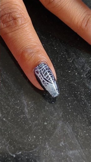 First Time Nail Stamp Art Tutorial 🖤 #stamps