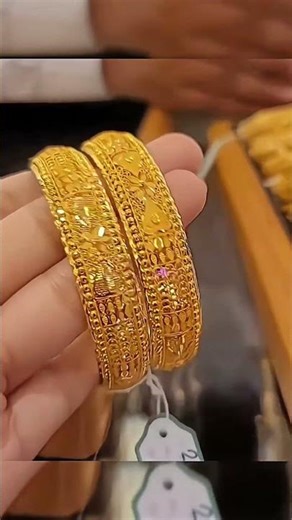 Gold Bangle Design #shorts #viral #jewellery #jewellerydesign #gold #earrings #trending #viral