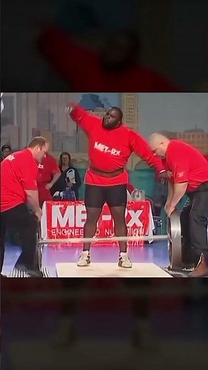 In the inaugural Arnold Strongman contest in 2002, Mark Henry faced off against Apollon’s Wheels