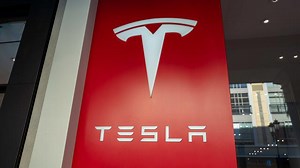 Tesla earnings: Mixed results, sees delivery growth in 2024