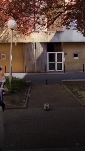  ¡Estás hecho para más!  No naciste para vivir estresado, sobreviviendo con lo justo y sintiendo que tu tiempo no te pertenece. Ni para ver cómo otros crecen mientras tú solo “te mantienes”.  Hoy puedes romper ese ciclo y empezar a construir un negocio online real, sin dejar tu trabajo actual.  Mentoría gratuita, en vivo. Haz clic en “Ver más” y regístrate. | Spencer Hoffmann | Facebook