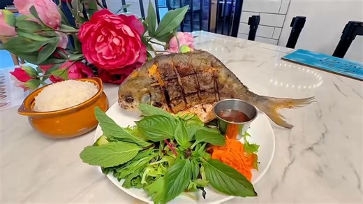 Golden Crispy Fried Whole Pompano Crispy, deep-fried whole Pompano (bone and all) with steamed jasmine rice, garden salad and house made tamarind dipping sauce. Swim on by and treat yourself! 📍Saigon Corner Vietnamese Restaurant The MarketPlace at Steamtown, 2nd floor 300 Lackawanna Ave., Scranton, PA ☎️ (570) 955-0131 #friedfish #pompano #seafoodlove #foodgasm | Saigon Corner Vietnamese Restaurant