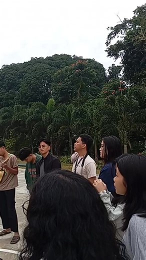 Colossians 4:12 “Epaphras, who is one of you, a servant of Christ, greets you, always struggling on your behalf in his prayers, that you may stand mature and fully assured in all the will of God" May this remind us that even a simple prayer for someone is a ministry and act of love. We may not know it but someone is not just praying for us, but someone is fighting for us in their prayers 💛 Happy Sabbath, brethren! | Touching Lives for Jesus