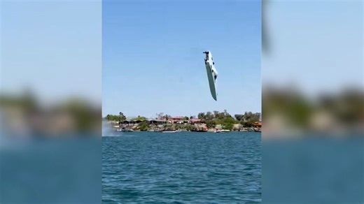 Speedboat flips through air while trying to break record at Arizona boating competition