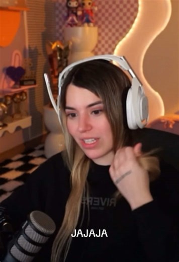 una güerita 😽 @rivers #rivers #foryou #paratii #twitch #riverggsam | la rivers