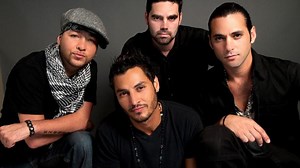 MDO le canta a su excompañero Anthony Galindo y otras víctimas del suicidio - CNN Video