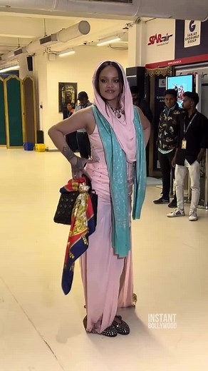 Rihanna's Memorable Jamnagar Departure: A Throwback