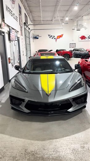 2023 C8.R Edition #sportscar #cartok #americancar