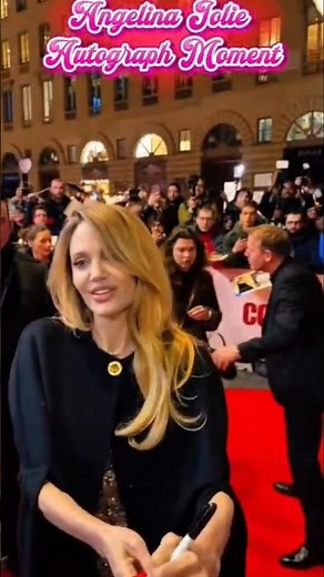Angelina Jolie's New Blonde Look Has Everyone Talking ✨#angelina #shorts