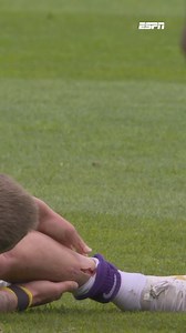 Can anyone tell me why players use these tiny shin pads other that just copying what they see on telly? It’s total vanity. Just don’t get why they risk injury just to look trendy.Clubs allowing this is also weird as they will have to pay his wages when he can’t play and it’s his own fault. 🤷‍♂️