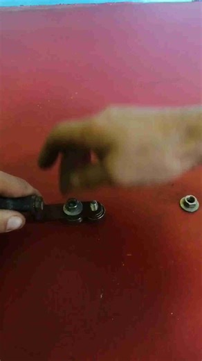 knife sharpening method with bearing