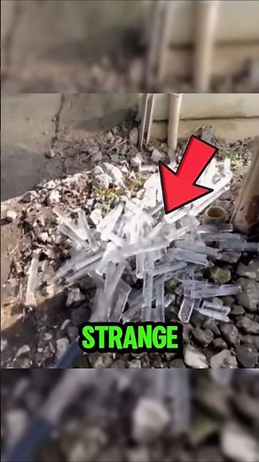 ICE ❄️ Under the Microscope!😱🔬#MicroscopeExperiment #IceCloseUp #SatisfyingVideo