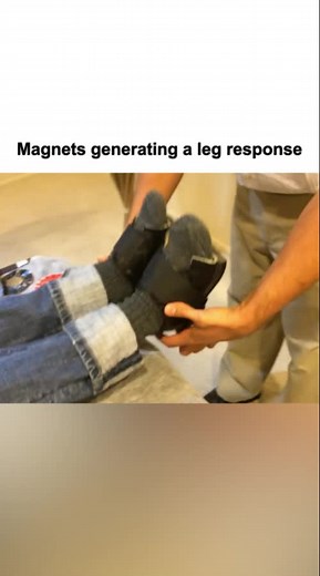 Demonstration of magnets generating a leg response. #Biomagnetism #Health #chiroprators #certifiedaccupunturist #Magnetictherapy #pHimbalance