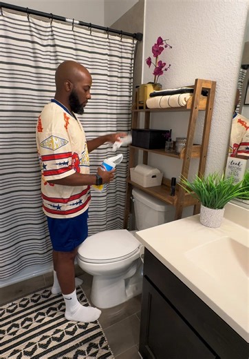 8 Essential Cleaning Tips for Every Guest Room