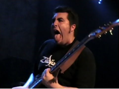 Alien Ant Farm - LIVE 2001 - 11/4/01 Chicago, IL - Metro - *FRONT ROW BARRICADE ANGLE* *FULL SHOW*