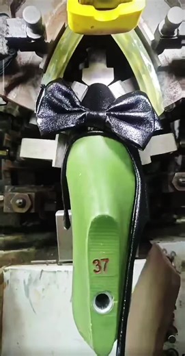 Hydraulic Toe Lasting Machine for Shoe Production