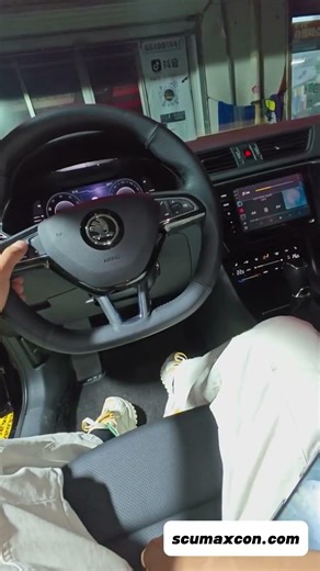 Noname 869 VW Radio | OEM Apple CarPlay for MQB Cars