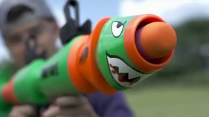 Nerf Fortnite Rocket Launcher TV Spot, 'Squad Up'