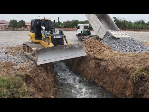 Ohh New Landfill Task work! By Dump Truck 25Ton & SHANTUI C3 Dozer Push Stone! Mix VDO