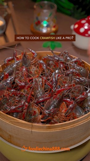 How to cook crawfish like a pro? #recipe #cooking #chinesefood #crawfish #crayfish #lifehacks | foodiechina888